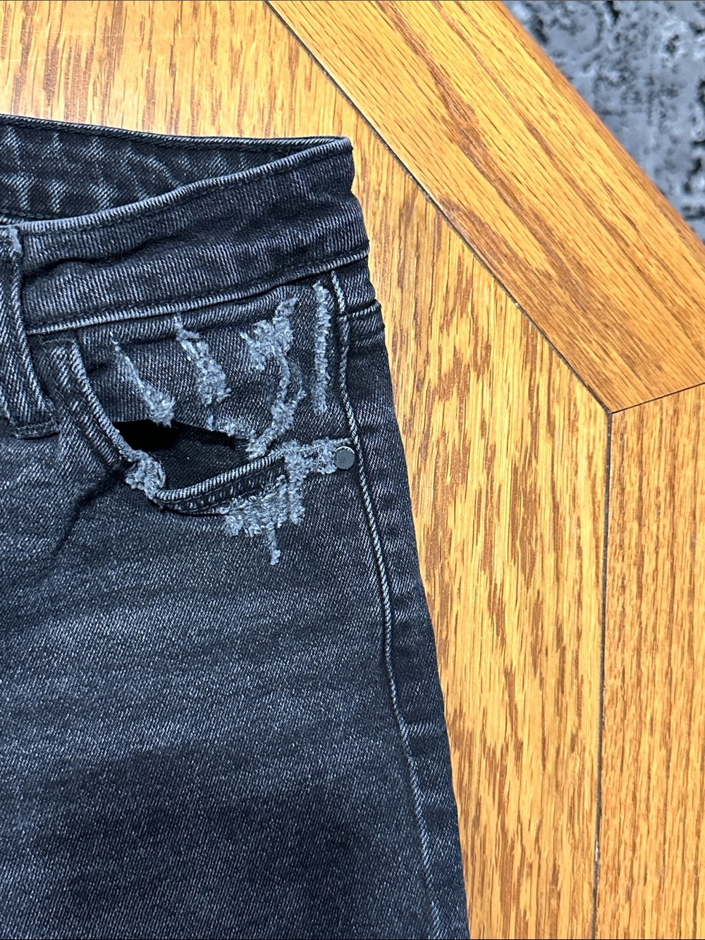 *JUST BLACK* Black Raw Hem High-Rise Straight Leg Denim Made In USA Jeans Sz 29 - Picture 5 of 8